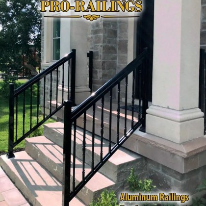 TorontoProRailings-AluminumRailings-R-19-Style-Black-porch